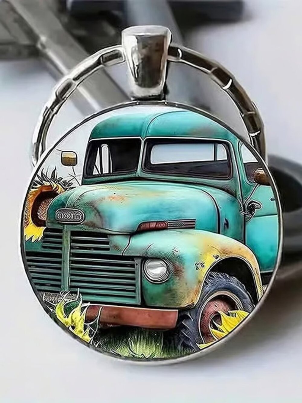 Stainless Steel VINTAGE TRUCK Keyring Keychain Accessory